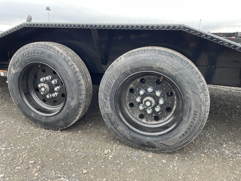 MAXX-D 8.5x24 17,500 Tilt