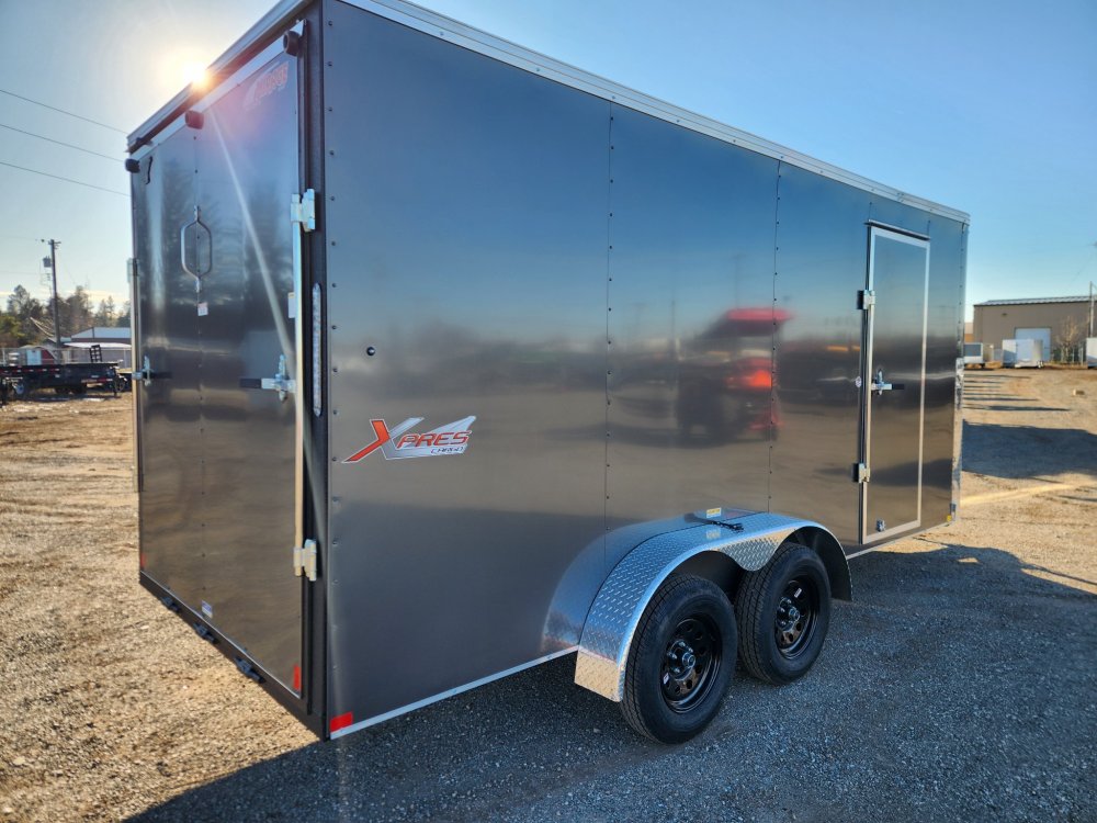 Mirage 7x16 7,000 Enclosed