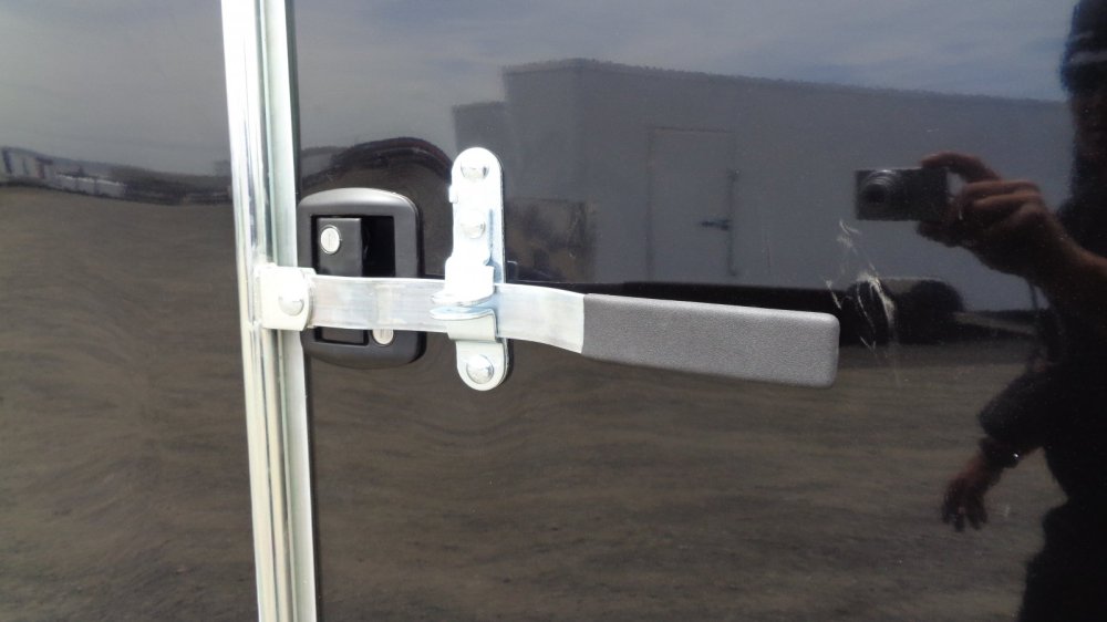 Mirage 8.5x16 9,900 Enclosed