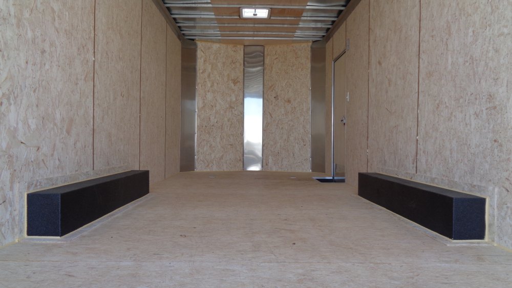 Mirage 8.5x16 9,900 Enclosed