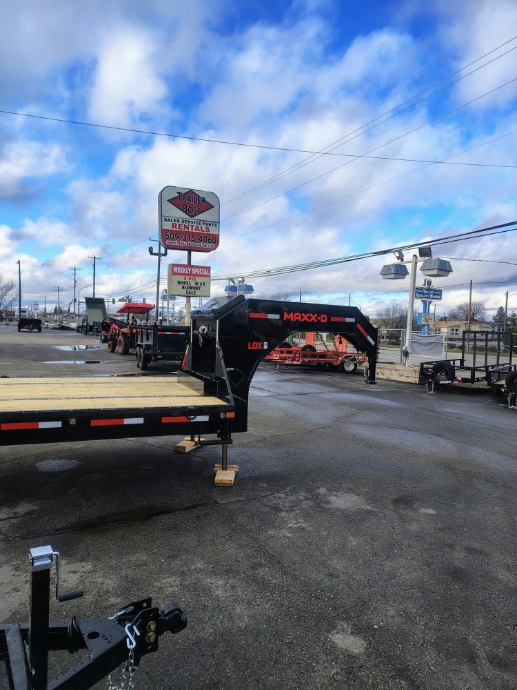 Maxx-D 8.5x30 30,000 Gooseneck