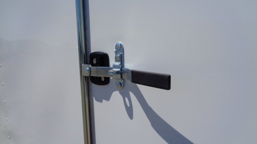 Mirage 8.5x24 9,990 Enclosed