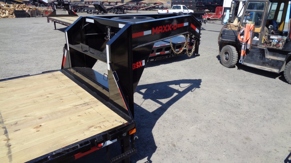 MAXX-D 8.5x40 18,000 Gooseneck