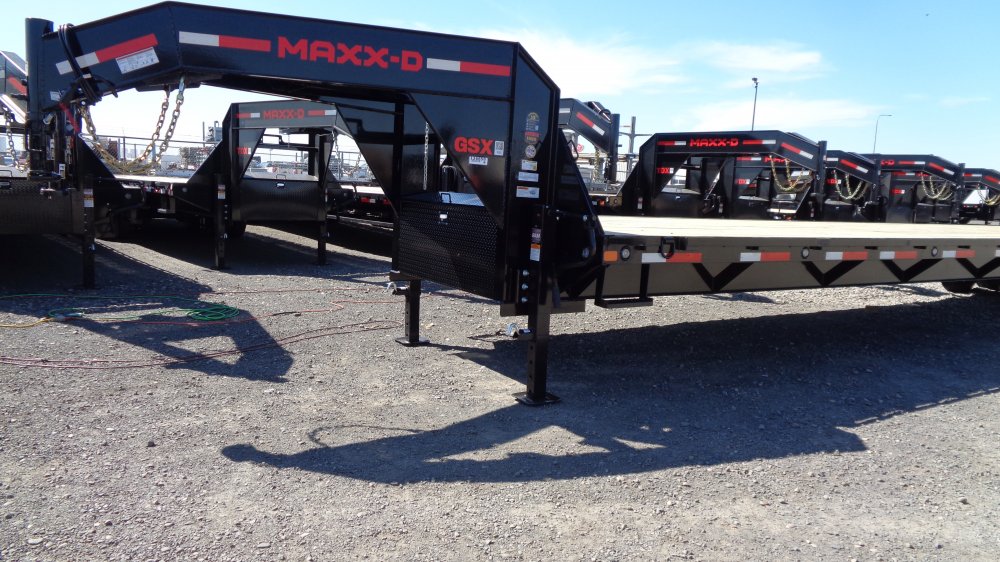 MAXX-D 8.5x40 18,000 Gooseneck