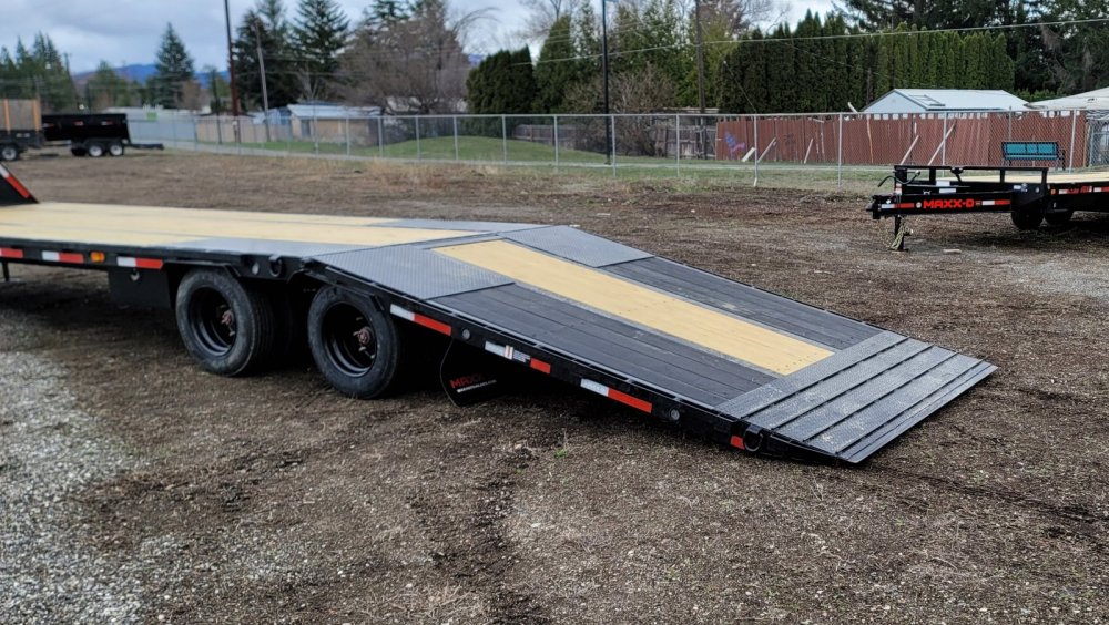 MAXX-D 8.5x34 30,000 Gooseneck