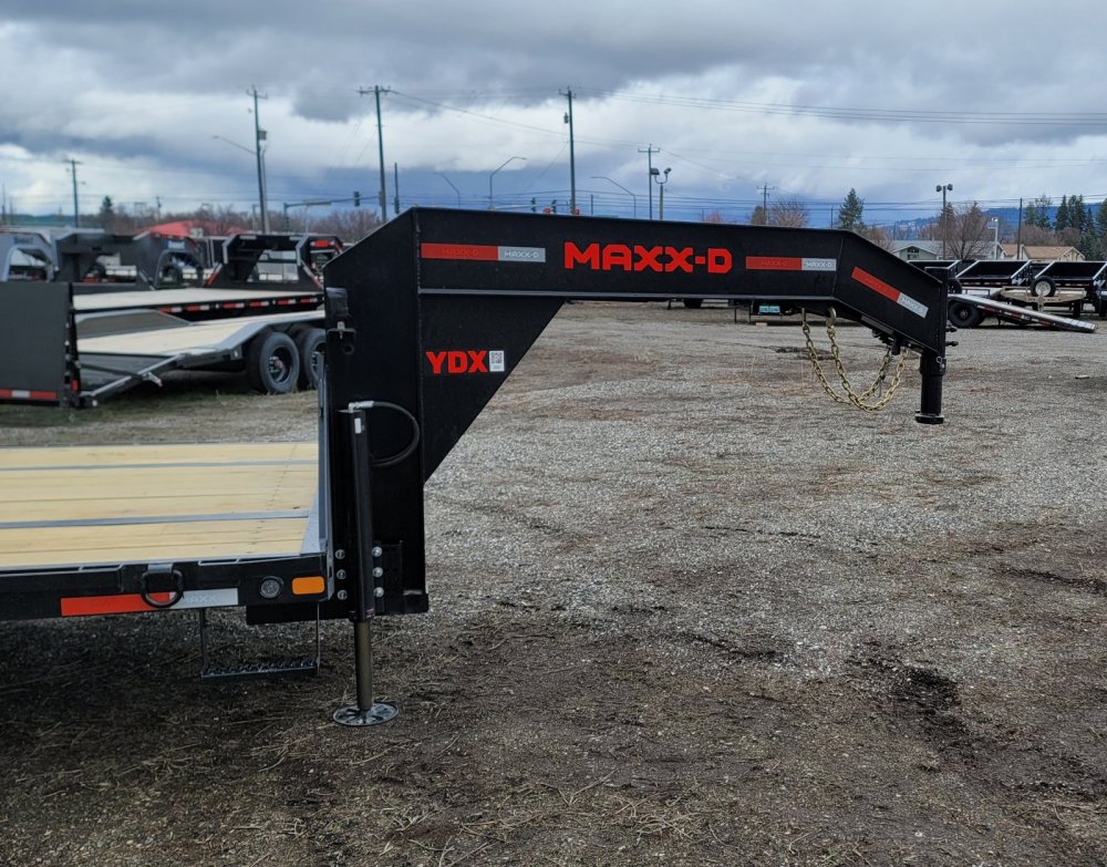 MAXX-D 8.5x34 30,000 Gooseneck