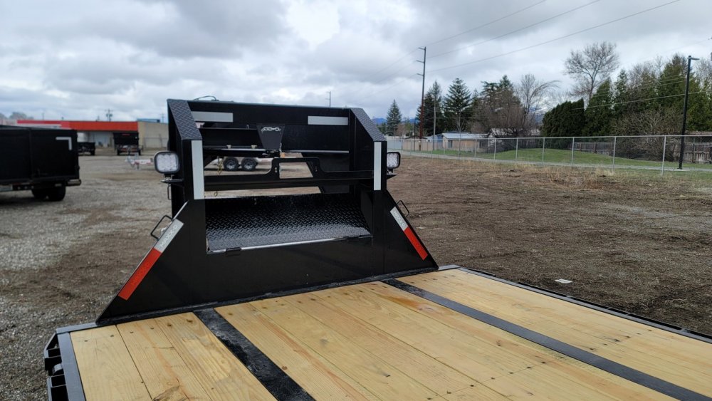 MAXX-D 8.5x34 30,000 Gooseneck