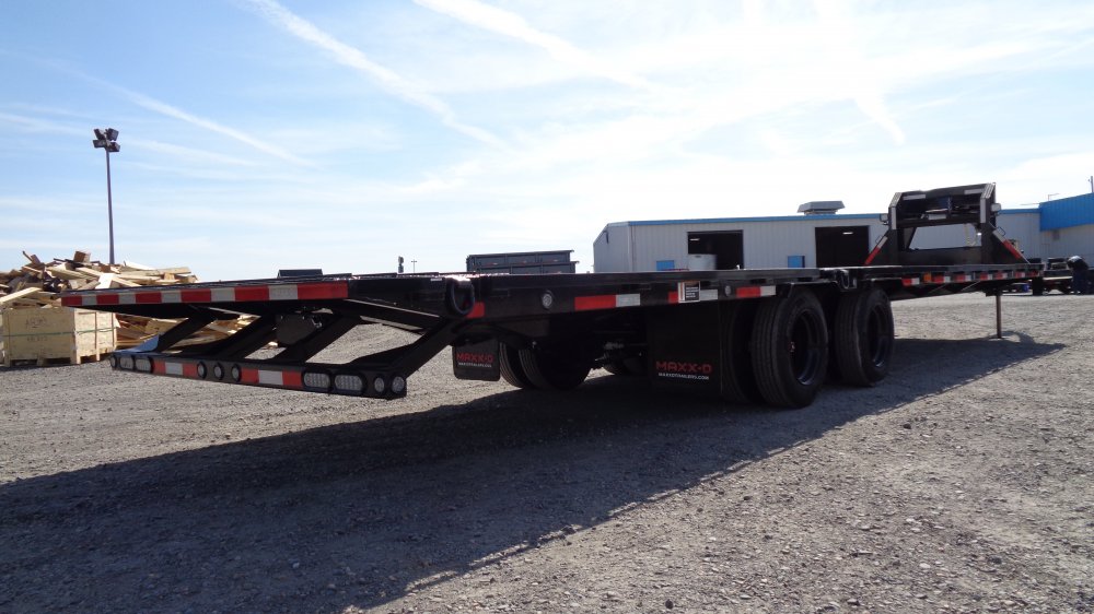MAXX-D 8.5x34 30,000 Gooseneck