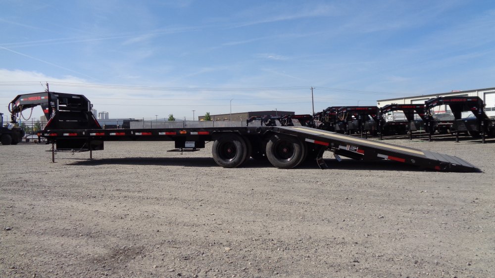 MAXX-D 8.5x34 30,000 Gooseneck