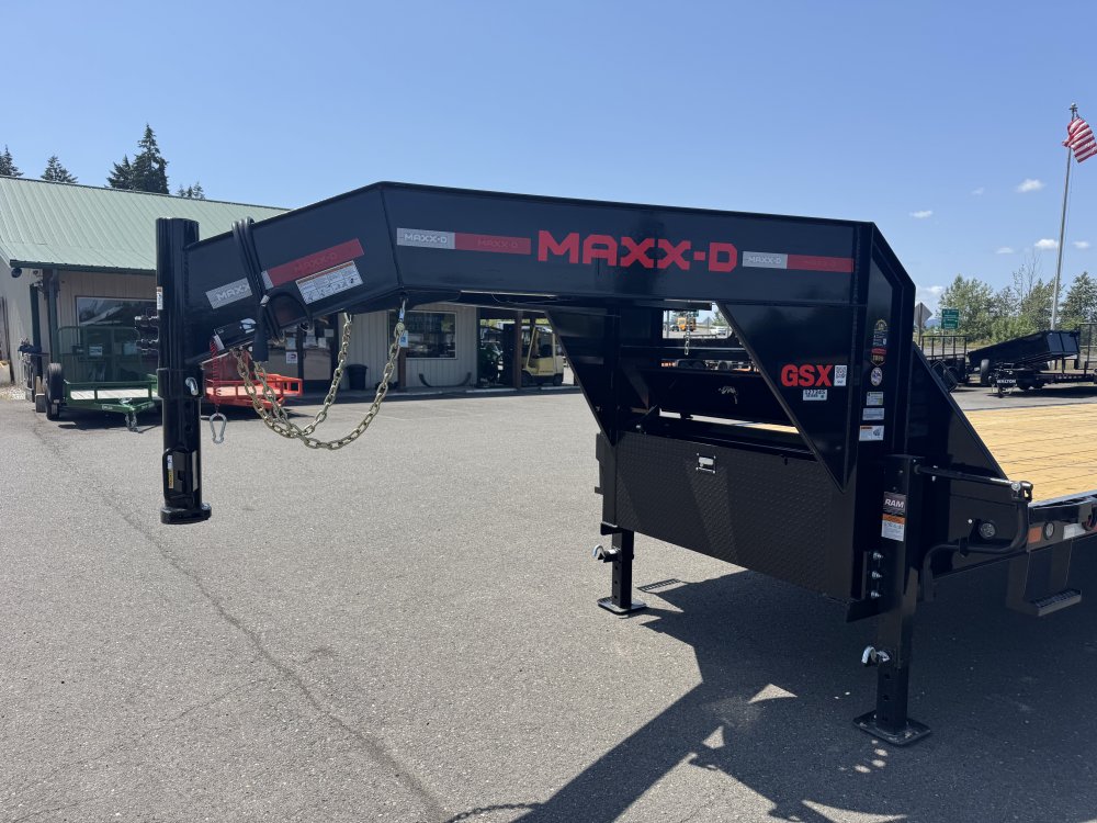 MAXX-D 8.5x28 15,600 Gooseneck