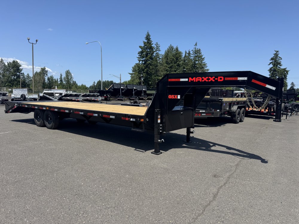 MAXX-D 8.5x28 15,600 Gooseneck