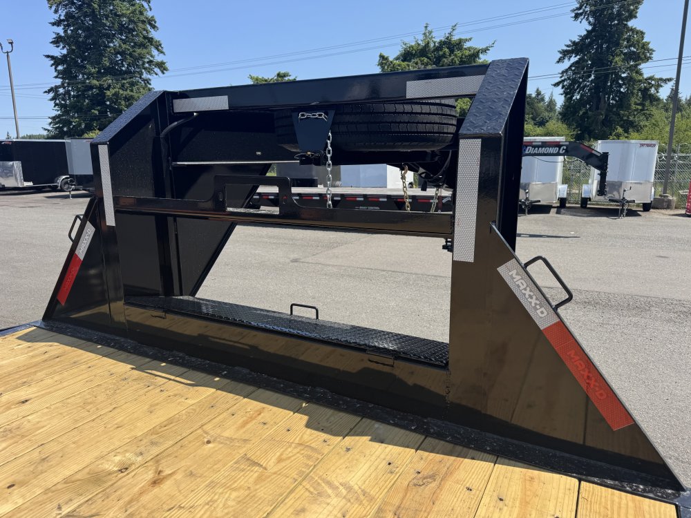 MAXX-D 8.5x28 15,600 Gooseneck
