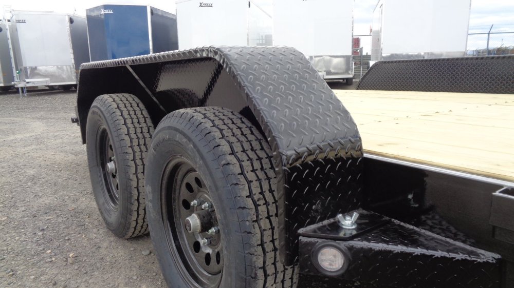 Maxx-D 7x20 9,990 Deck In-Between