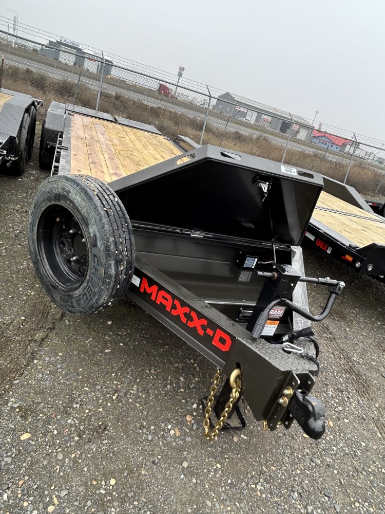 Maxx-D 7x24 17,500 Deck In-Between