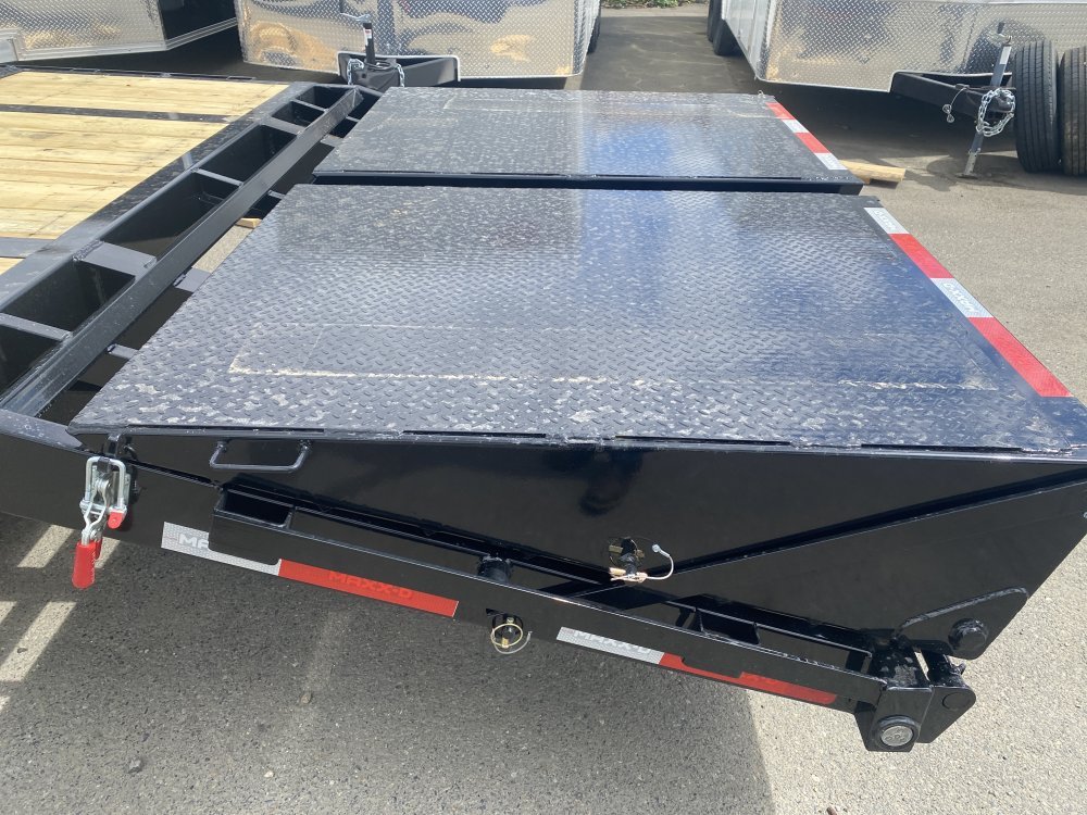 MAXX-D 8.5x40 30,000 Flatbed