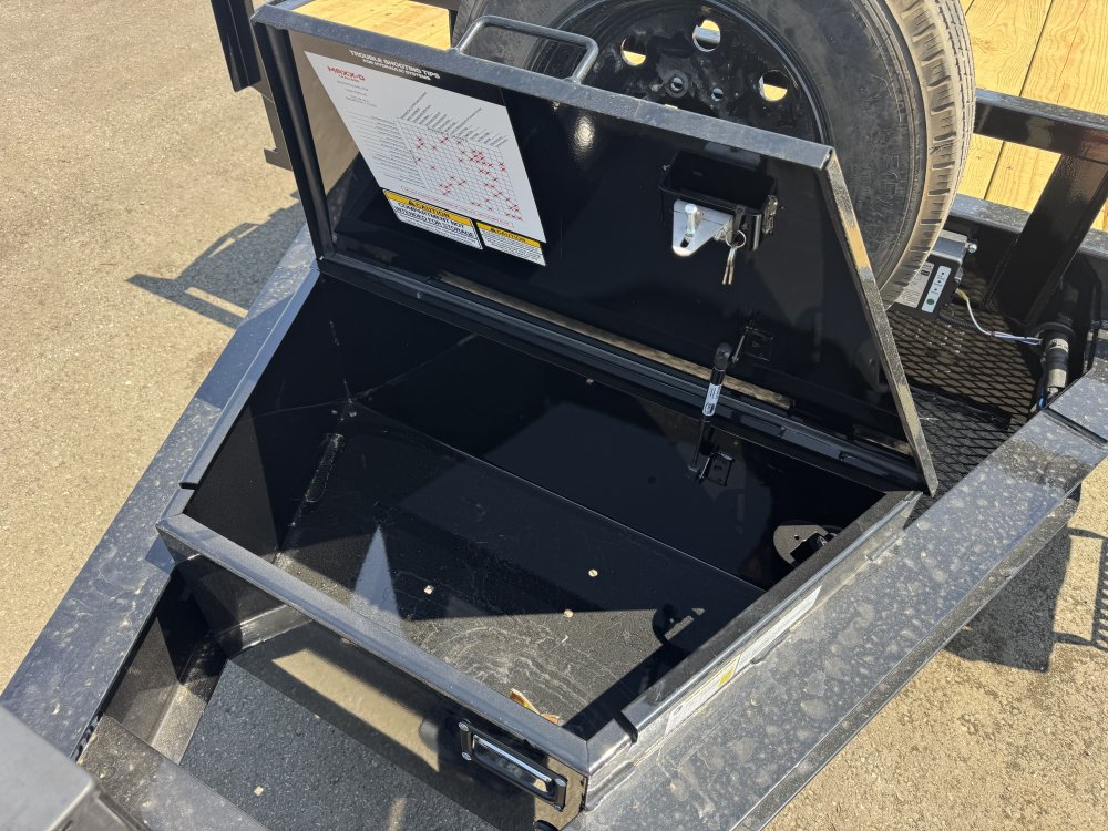 MAXX-D 8.5x26 17,500 Deckover