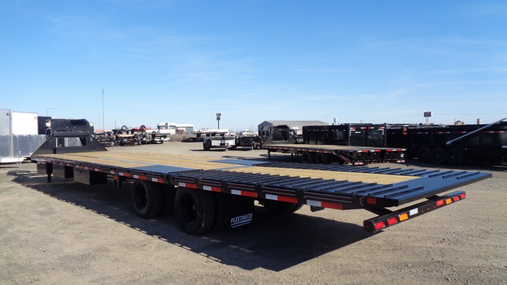 Diamond C 8.5x40 40,000 Gooseneck