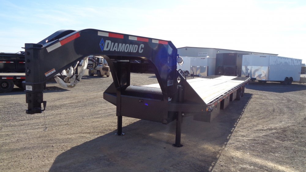 Diamond C 8.5x40 40,000 Gooseneck
