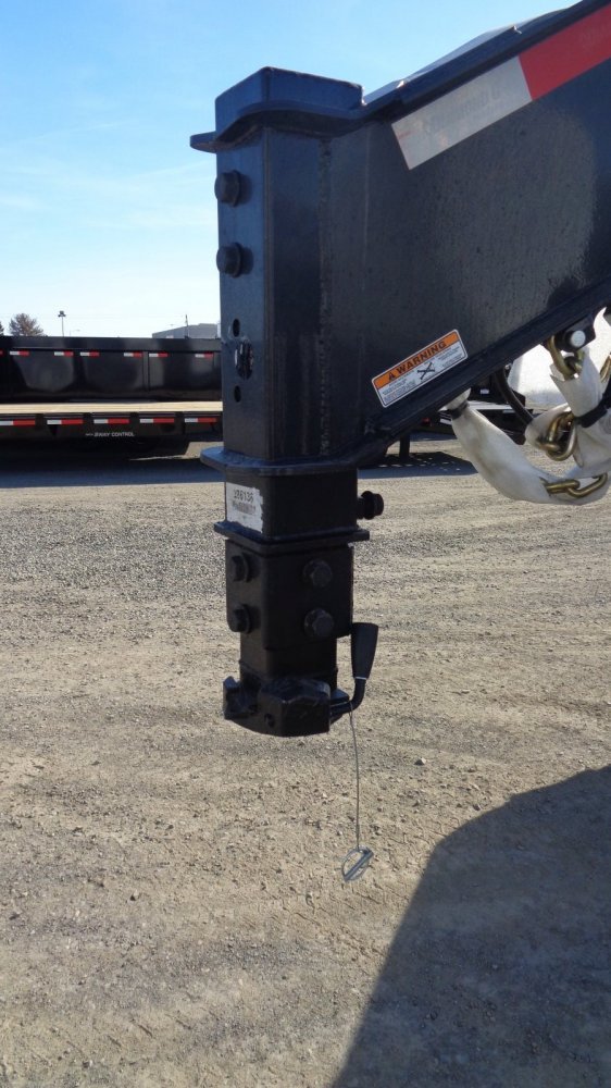 Diamond C 8.5x40 40,000 Gooseneck