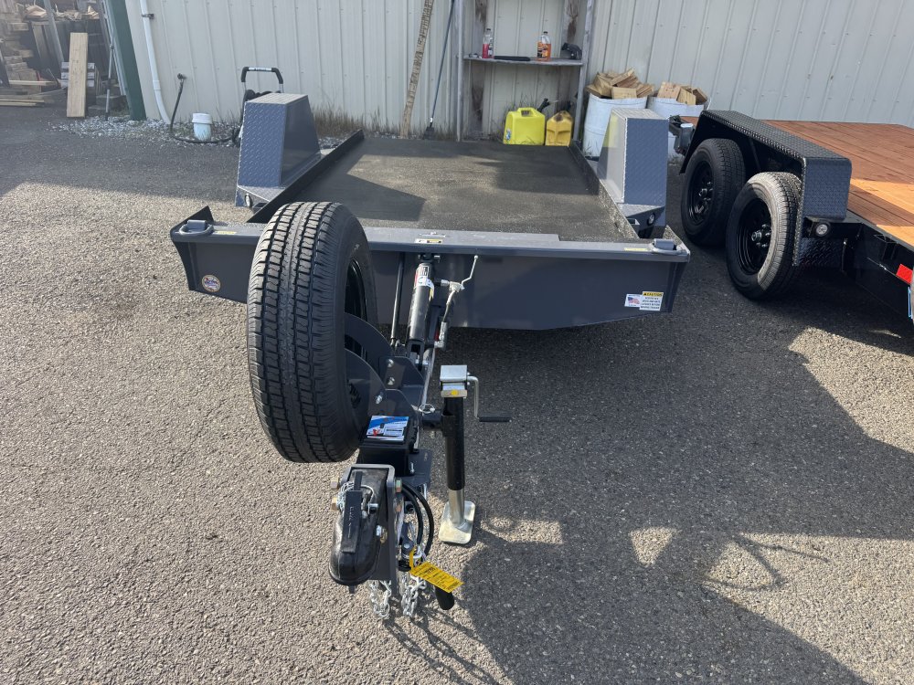 Versatile 6x12 5,200 Tilt