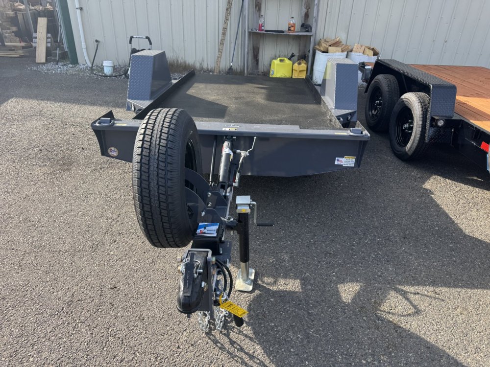 Versatile 6x12 5,200 Tilt