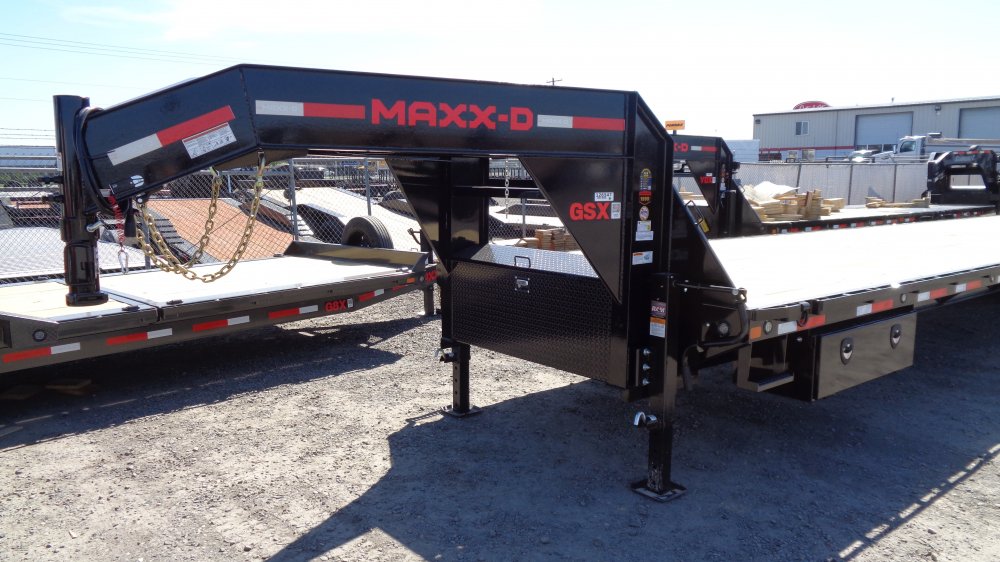 MAXX-D 8.5x40 18,000 Gooseneck