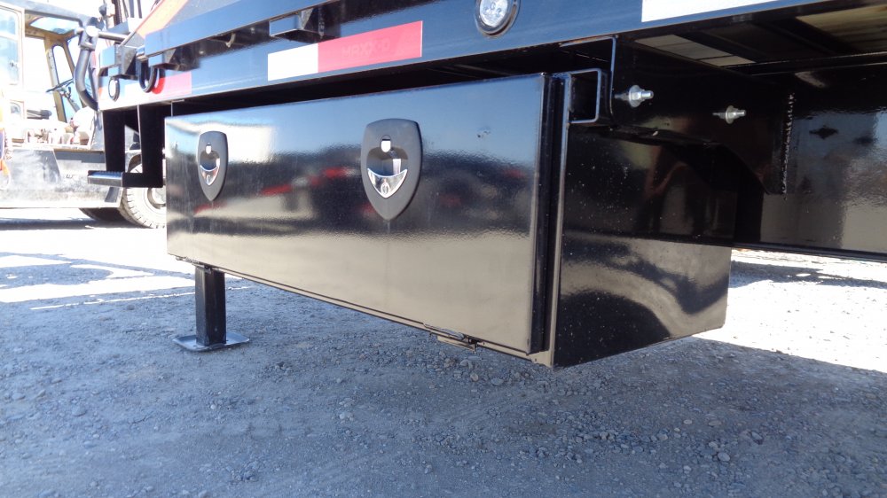 MAXX-D 8.5x40 18,000 Gooseneck