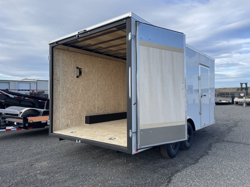 Mirage 8.5x16 9,900 Enclosed