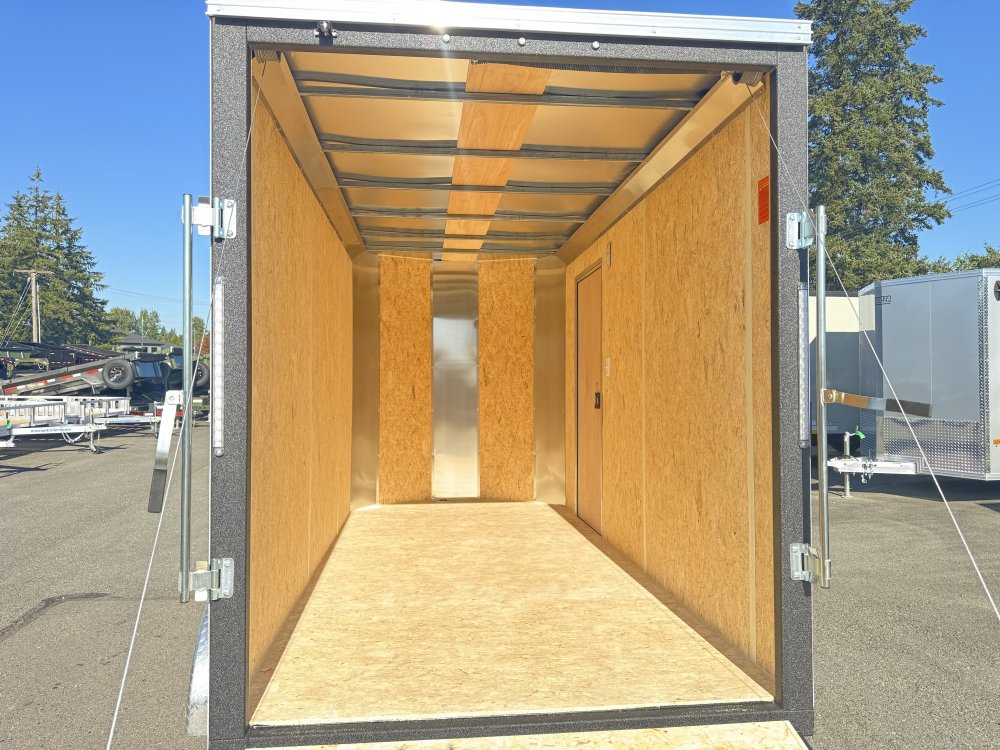 Mirage 6x12 7,000 Enclosed