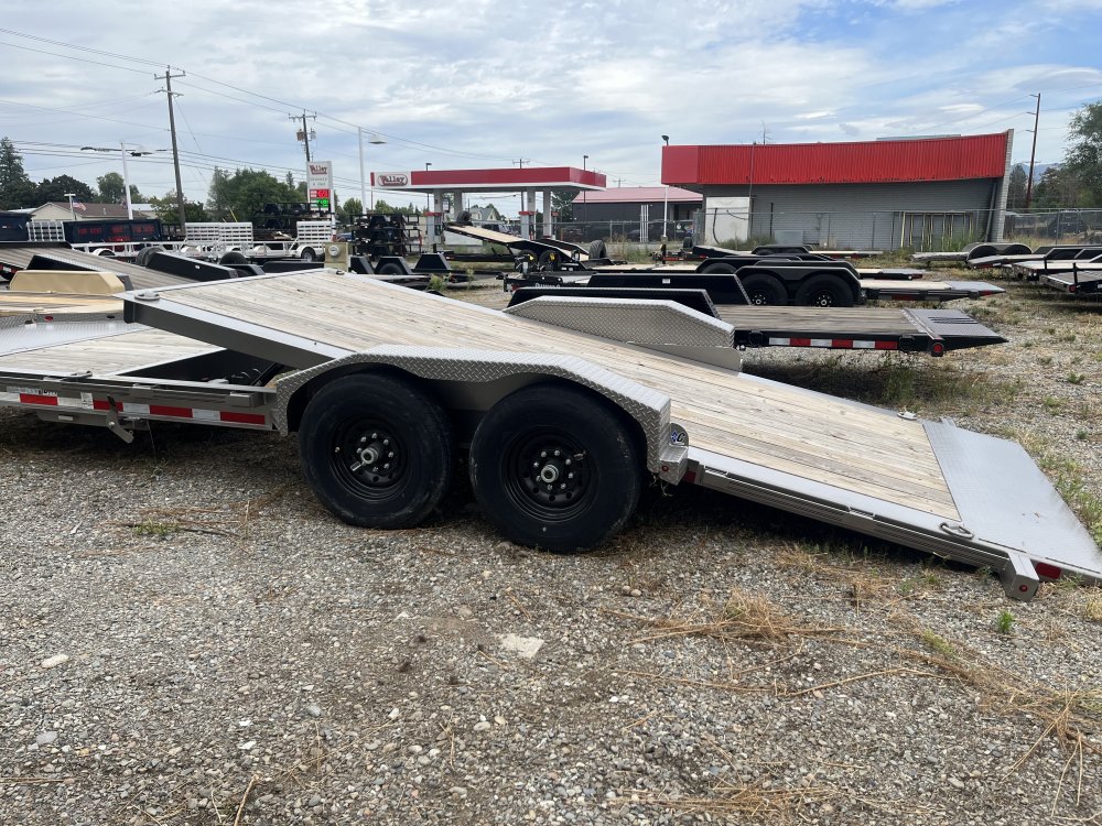 Diamond C 7x20 14,900 Flatbed