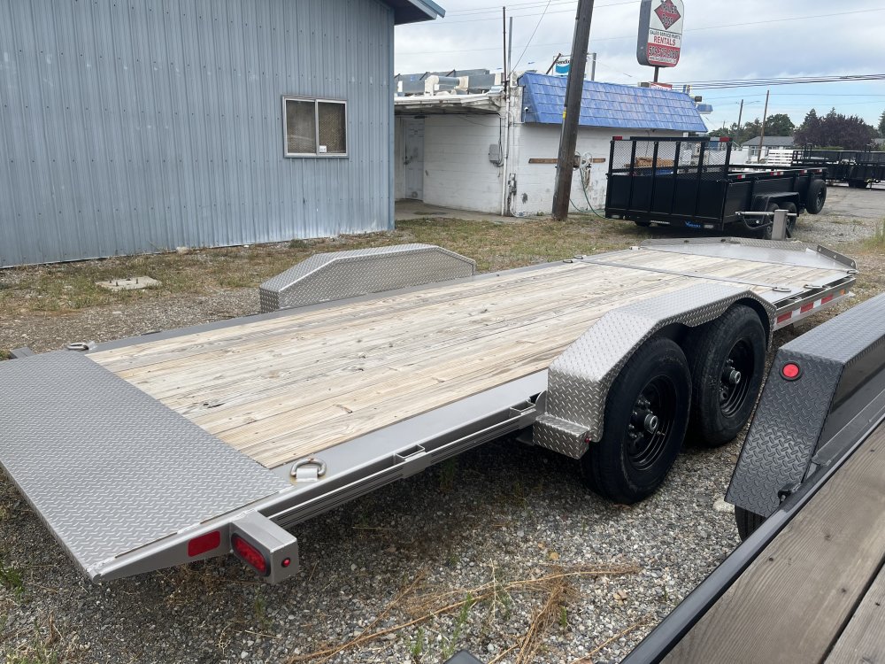 Diamond C 7x20 14,900 Flatbed