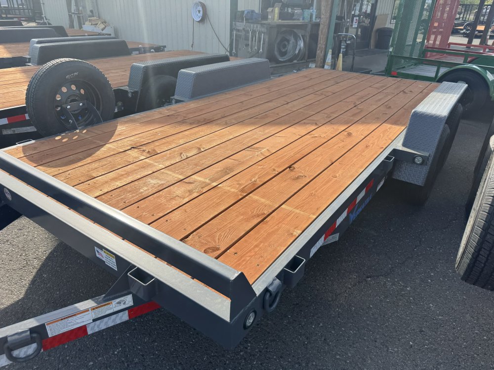 Versatile 7x16 7,000 Flatbed