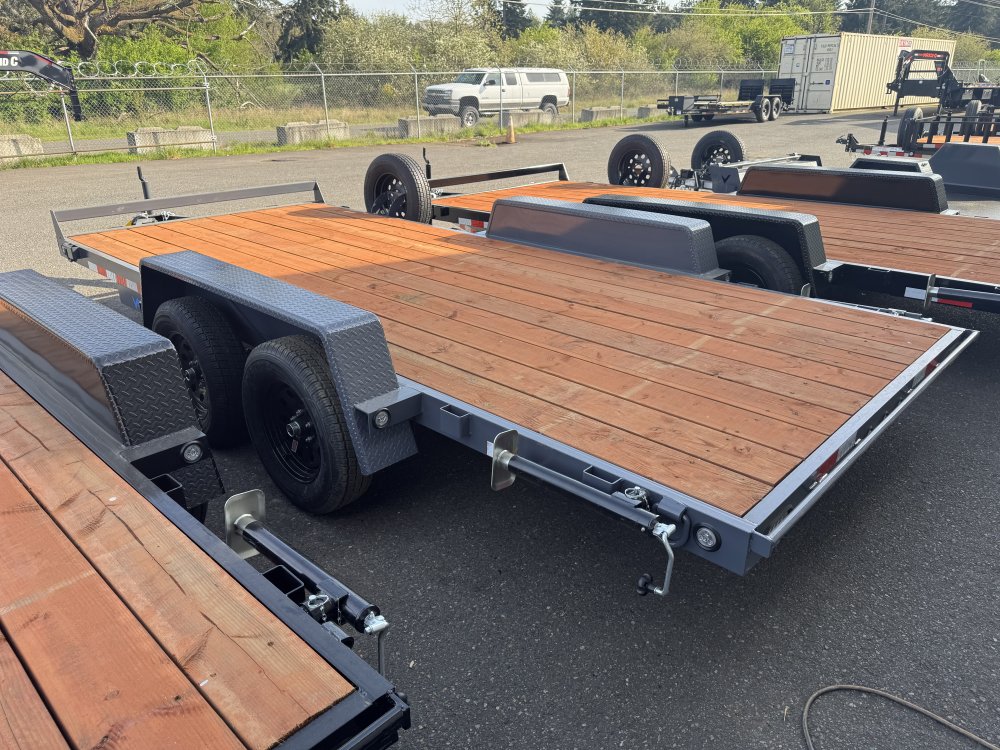 Versatile 7x16 7,000 Flatbed