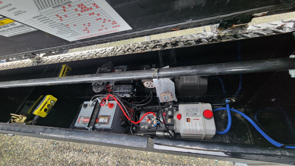 Maxx-D 7x16 15,600 Gooseneck