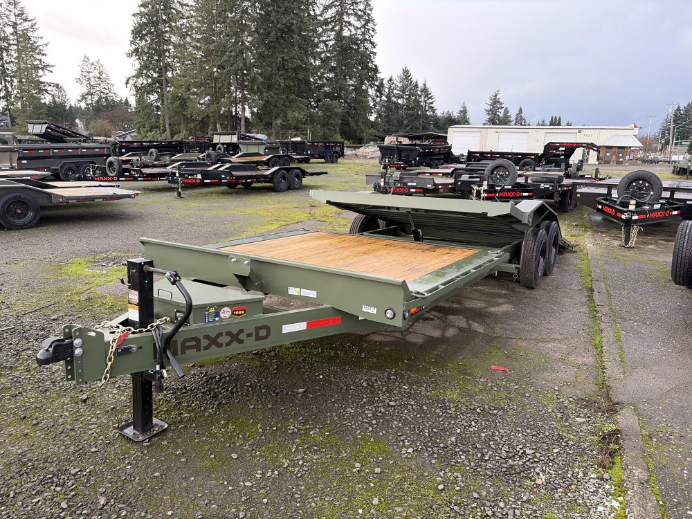 Maxx-D 8.5x24 17,500 Tilt