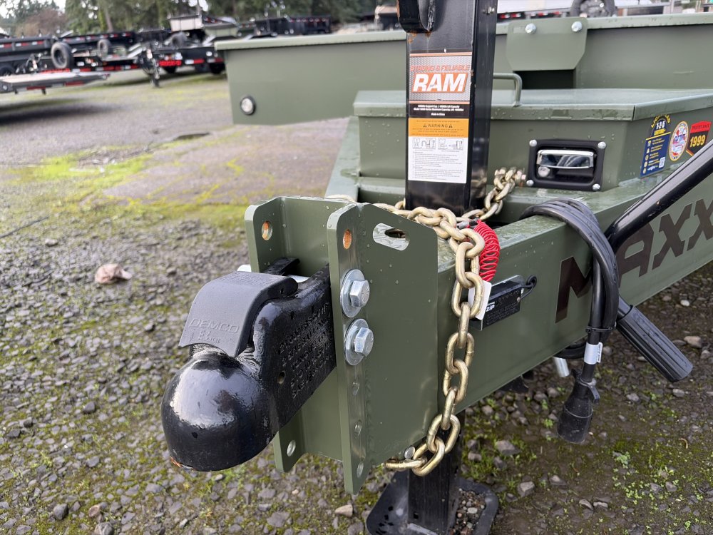 Maxx-D 8.5x24 17,500 Tilt