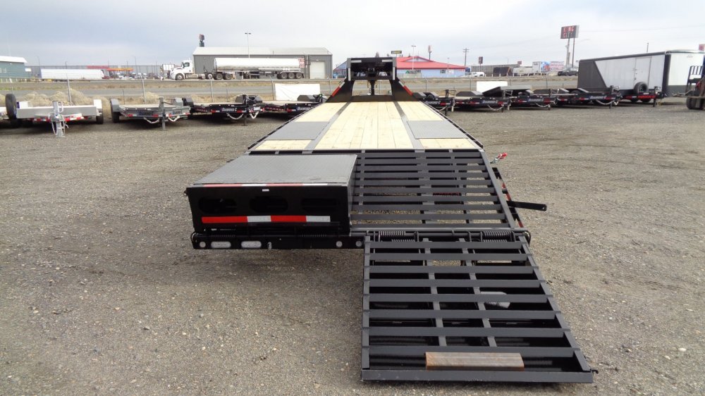 MAXX-D 8.5x32 30,000 Gooseneck