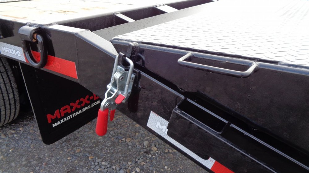 MAXX-D 8.5x32 30,000 Gooseneck