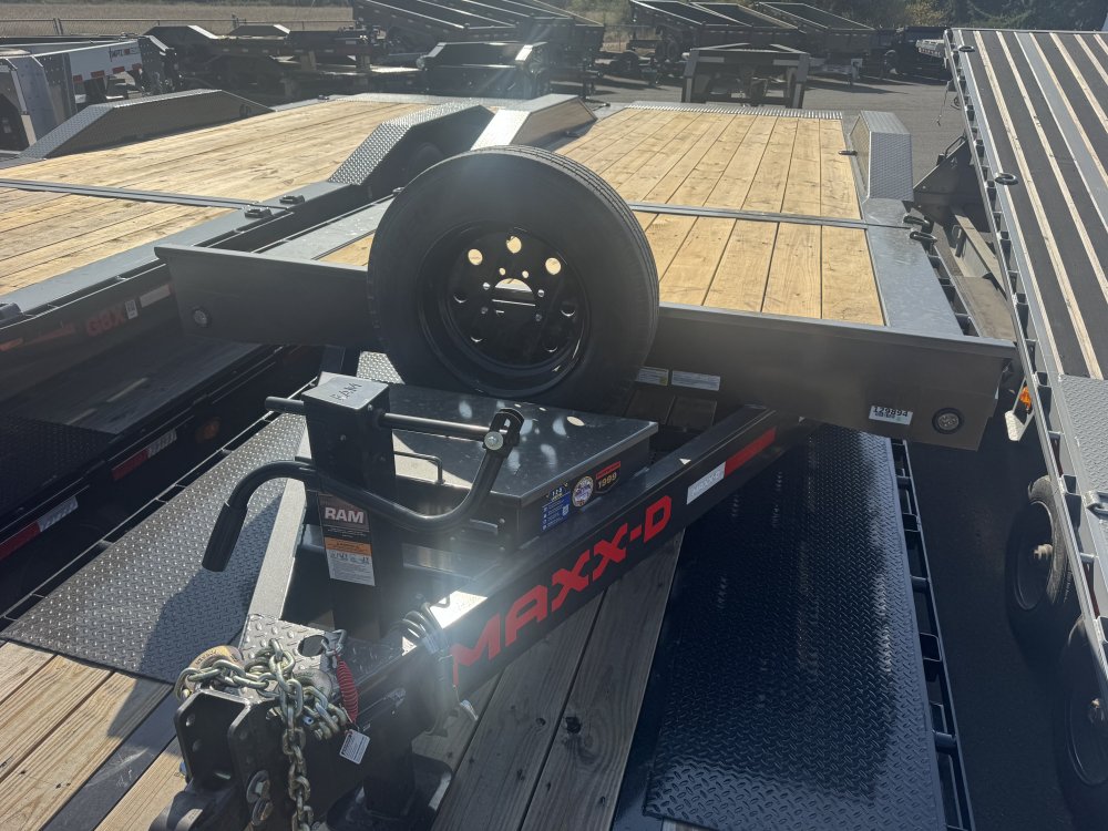 MAXX-D 8.5x22 17,500 Equipment