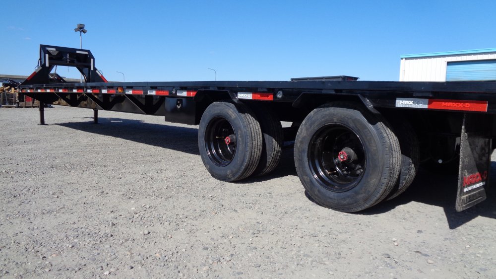 MAXX-D 8.5x40 30,000 Gooseneck