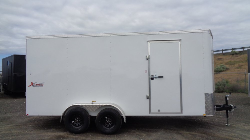 Mirage 7x16 7,000 Enclosed