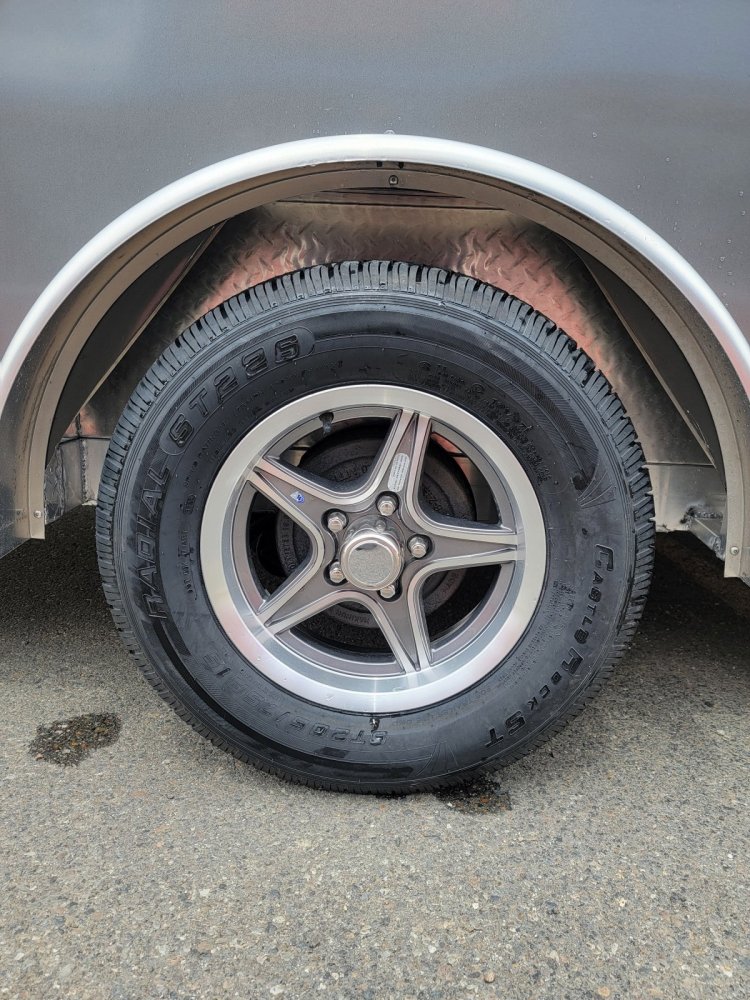 Xpress 7.5x14 7,000 Enclosed