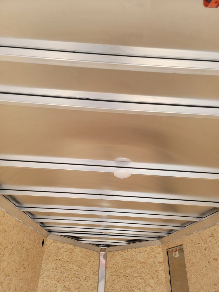 Xpress 7.5x14 7,000 Enclosed