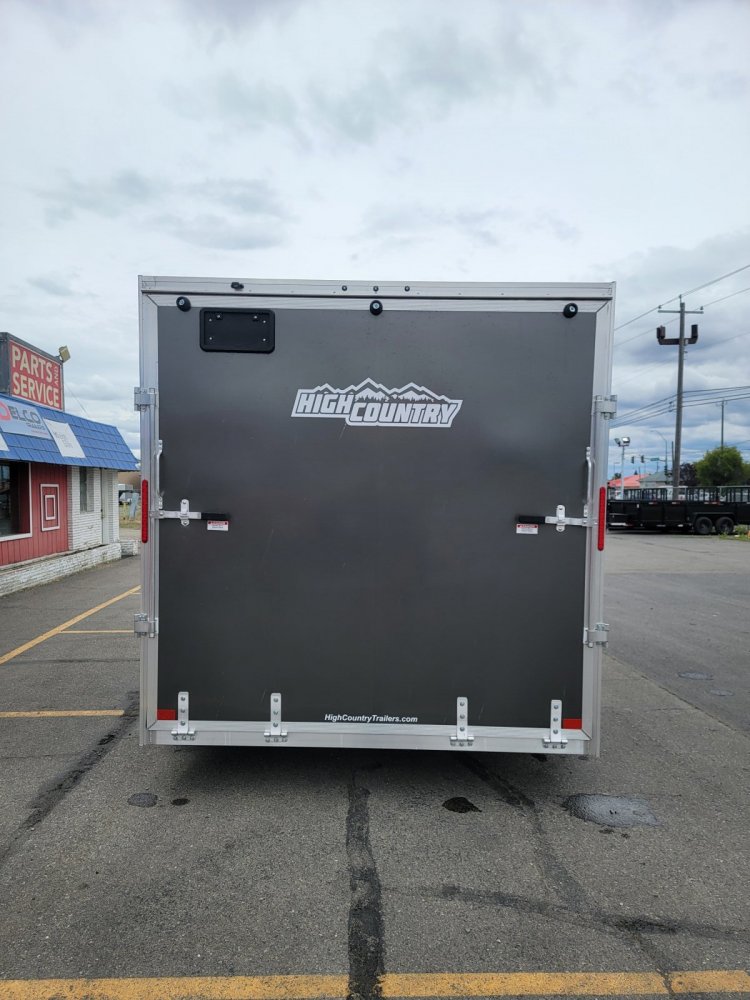 Xpress 7.5x14 7,000 Enclosed