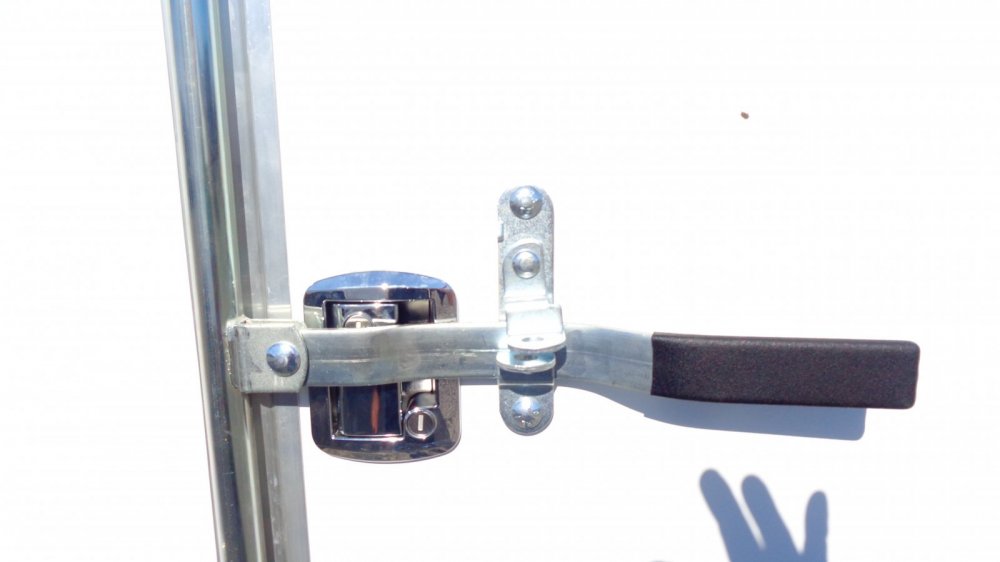 TNT 7x16 7,000 Enclosed