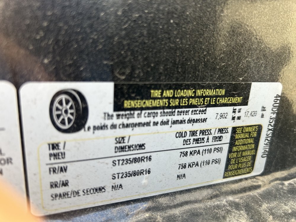 Diamond C 8.5x35 30,000 Gooseneck