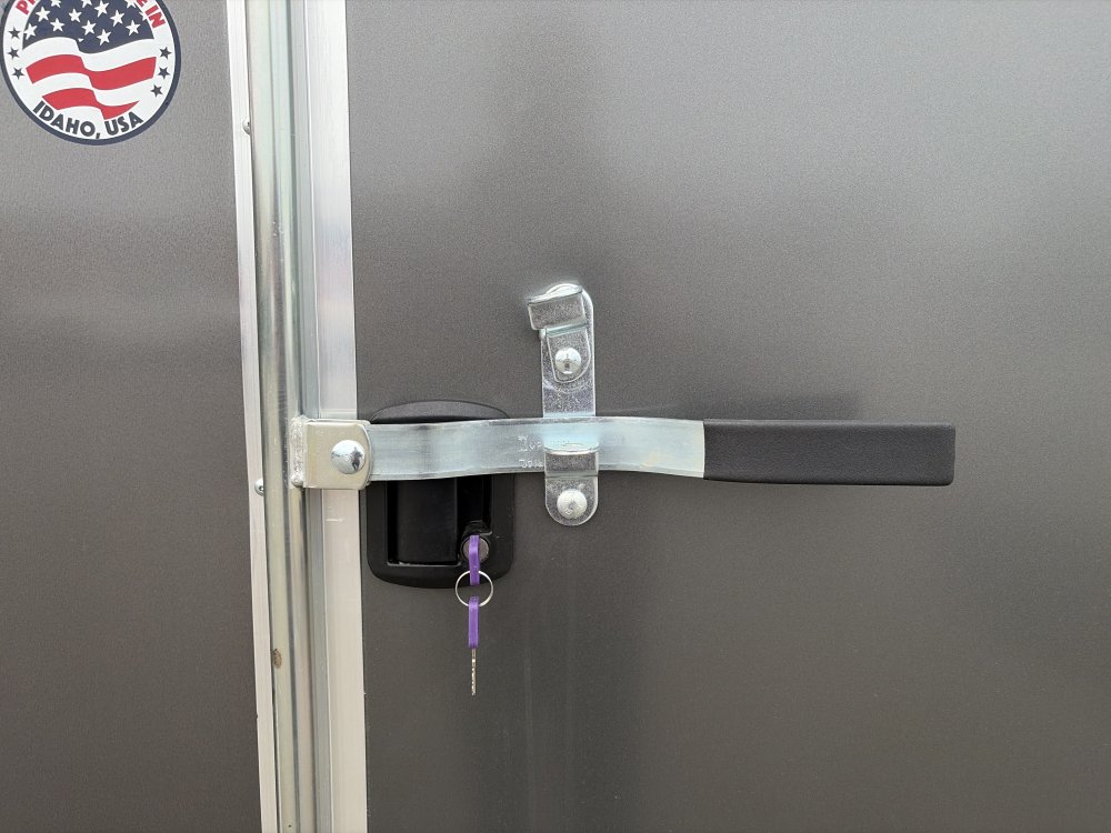 Mirage 8.5x20 9,900 Enclosed