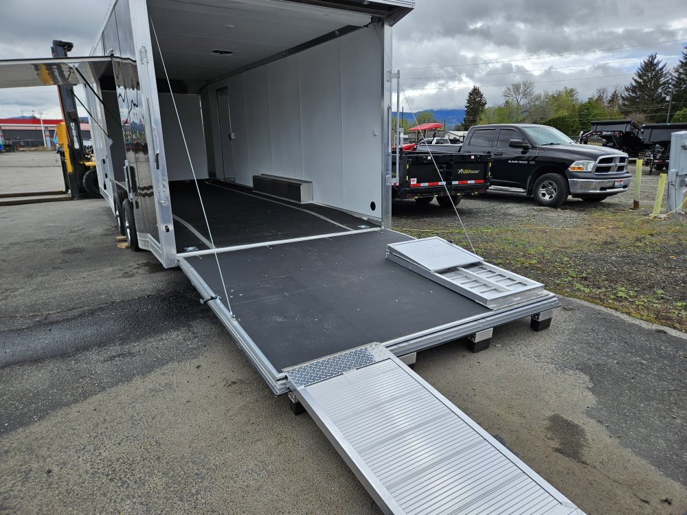 EZ Hauler 8.5x24 Enclosed