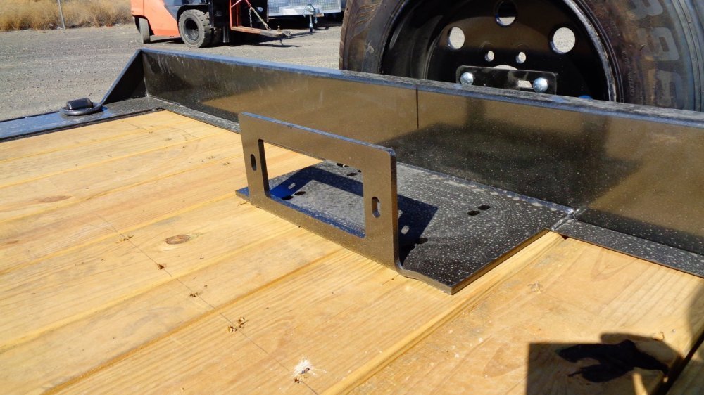 MAXX-D 8.5x22 17,500 Flatbed