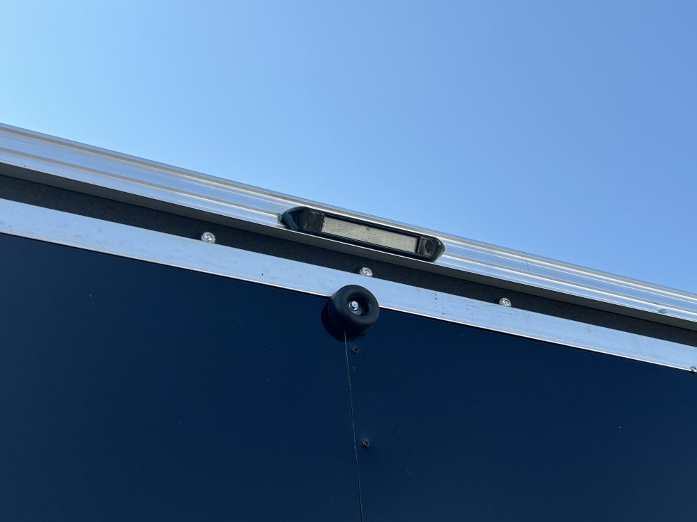 Mirage 8.5x20 9,900 Enclosed